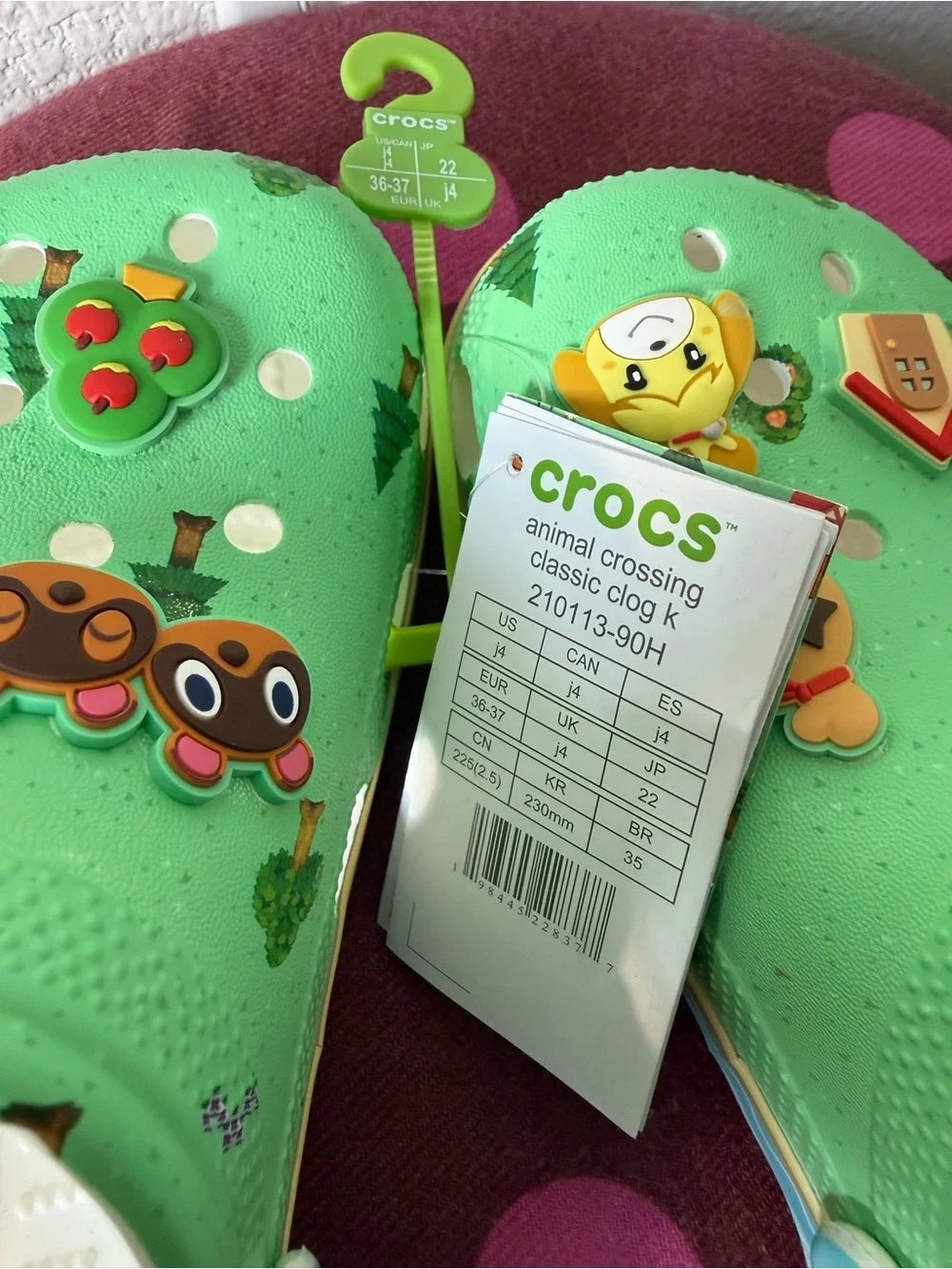 Crocs Animal Crossing Classic Clog Kids J4 EU 36-37 NWT Nintendo